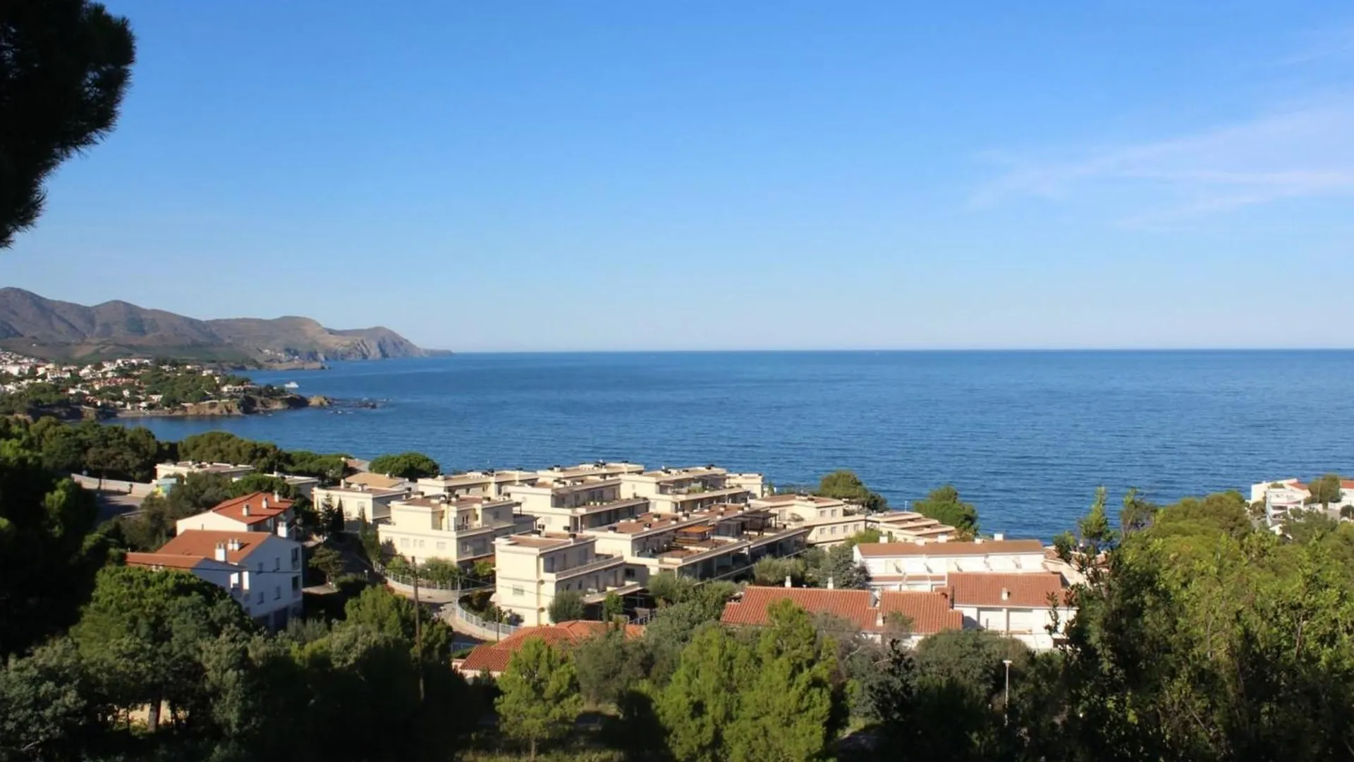 V. Fane Der. - Casa Con Jardin Y Vista Mar En Llanca - Es-228-9 Villa